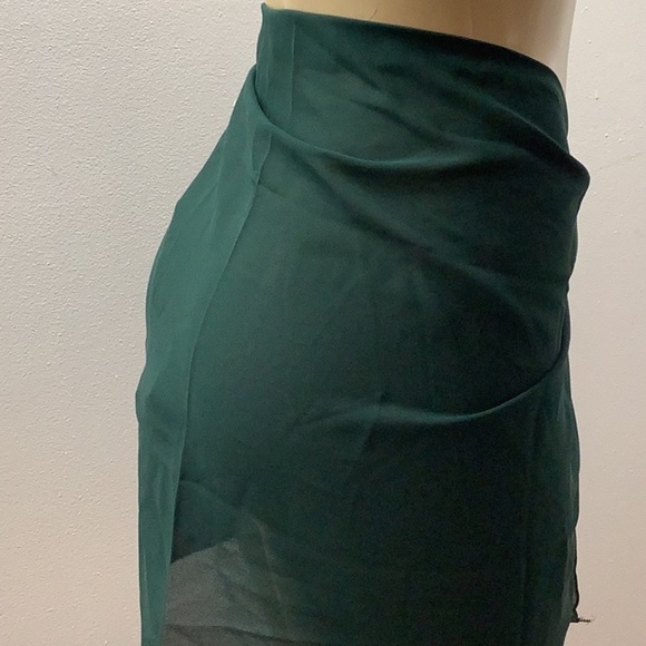 Zuliana Green Beach Cover Up/Sarong Skirt. Made in USA. New With Tags - Picture 4 of 5